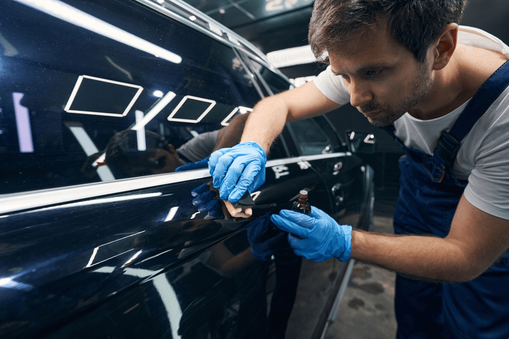 Car accessories shop shop in janakpuri
